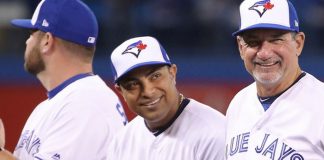 coach, guillermo, martínez, blue, jays,