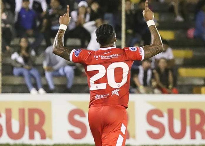 Douglas-Cae real, estelí, cacique, diriangén, clásico, nacional,