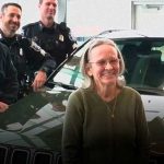 Abuela se vuelve viral, devolvió 15 mil dólares