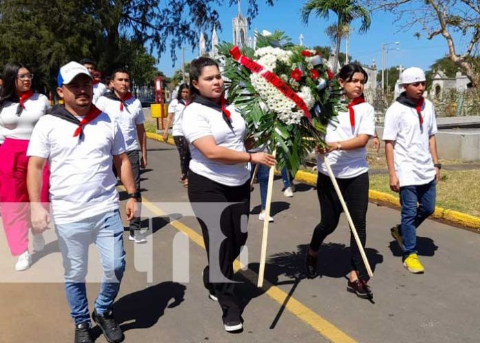 Foto: Juventud Sandinista rinde homenaje a la guerrillera Nora Astorga / TN8