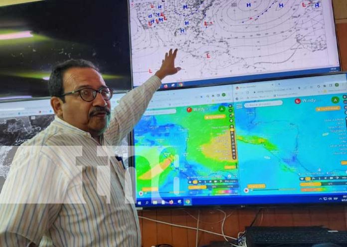 calor-ineter-1 Foto: Conferencia de prensa del INETER en Nicaragua / TN8