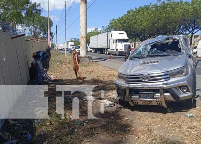 Foto: Aparatoso choque en Carretera Norte, Managua / TN8