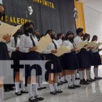 Cantata de alumnos normalistas en homenaje a Rubén Darío Foto: Cantata en Escuela Normalista de Managua en honor a Rubén Darío / TN8