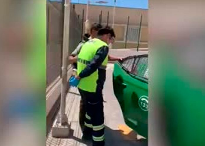 chile1 En plena emergencia, policías arrestan al conductor de una ambulancia en Chile