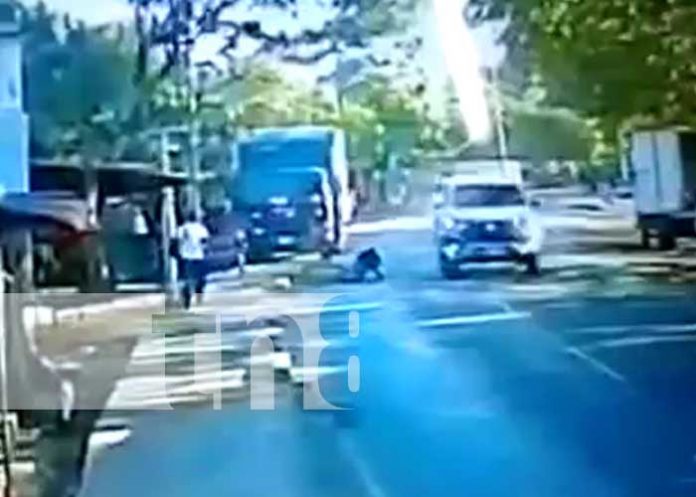 chin-vid-1 Foto: Mujer con tremendo golpe tras protagonizar accidente en Chinandega / TN8