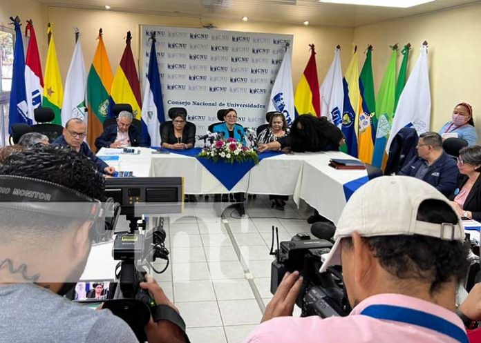 Foto: Conferencia de prensa del CNU en Nicaragua / TN8