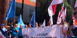 Salen a las calles de Costa Rica en defensa de seguro social