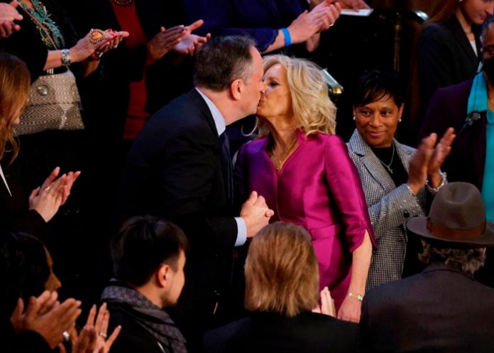 ¡Cachos a la vista! Jill Biden 