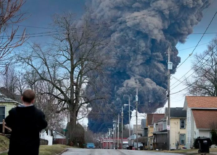 ¡Cataclismo ambiental! Crecen preocupaciones por la liberación de gases tóxicos