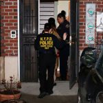 Abuela paterna casi mata a su nieta en Nueva York ¡la apuñaló 12 veces!