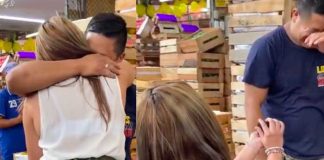 Rompió los tabúes y se arrodilló a pedirle matrimonio a su pareja