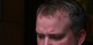 ¡Inaudito! Dejan libre a policía tras violar a dos menores en Escocia