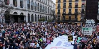 Monumental protesta en Madrid en defensa del sistema público de Salud