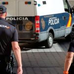«No corrió muy largo»: Muere al caer de balcón tras golpear a su ex en España "No corrió muy largo": Muere al caer de balcón tras golpear a su ex en España