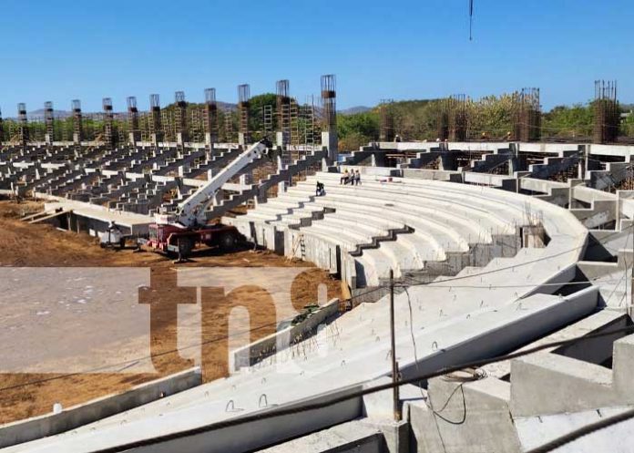 estad-leon-3 Foto: Construcción de estadio de béisbol en León / TN8