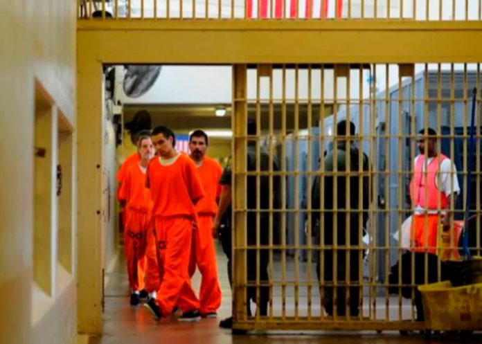 Polémica: Reducen sentencia a reos en Estados Unidos si donan órganos