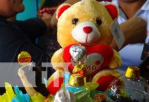 Comercio de Masaya se prepara para San Valentín Foto: Gran oferta de productos de San Valentín, en Masaya / TN8