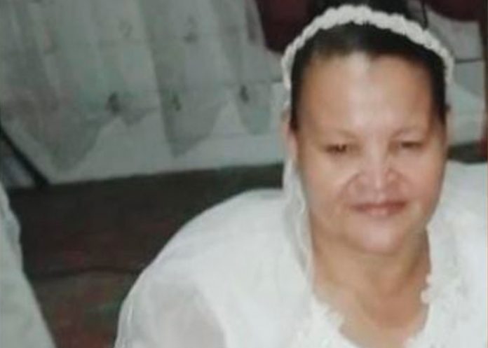¡Se la llevó papachú! Pastora murió tras 21 días de ayuno en Honduras