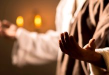 ¿Blasfemia? En Inglaterra pretenden usar género neutro para referirse a Dios ¿Blasfemia? En Inglaterra pretenden usar género neutro al referirse a Dios