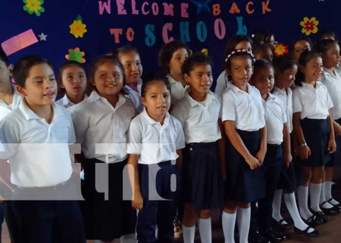 Foto: Clases de inglés en escuelas de primaria en Nicaragua / TN8