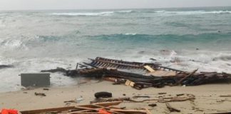 Al menos 40 migrantes mueren tras un naufragio en las costas de Italia