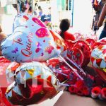 Foto: Comercio se pinta de rojo en el mercado de Granada / TN8