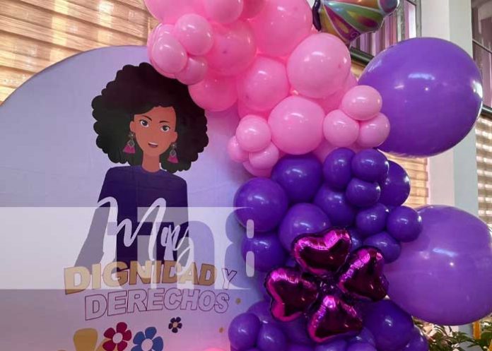 minim-2 Foto: Jornada especial por el Día de la Mujer / TN8