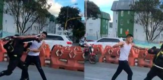Taxista y motociclista se van a los golpes en plena vía pública