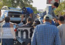 La imprudencia de una motorizada provoca choque en Estelí Foto: Choque de motos en Estelí / TN8