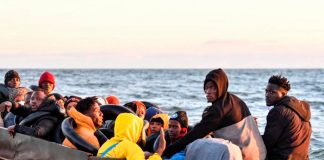Ocho migrantes muertos, entre ella una embarazada, en el Mediterráneo
