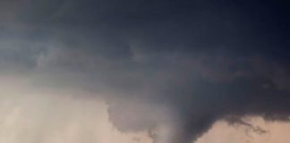 Más de 100 personas sin casa dejó un tornado que azotó Nueva Jersey