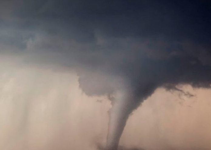 Más de 100 personas sin casa dejó un tornado que azotó Nueva Jersey