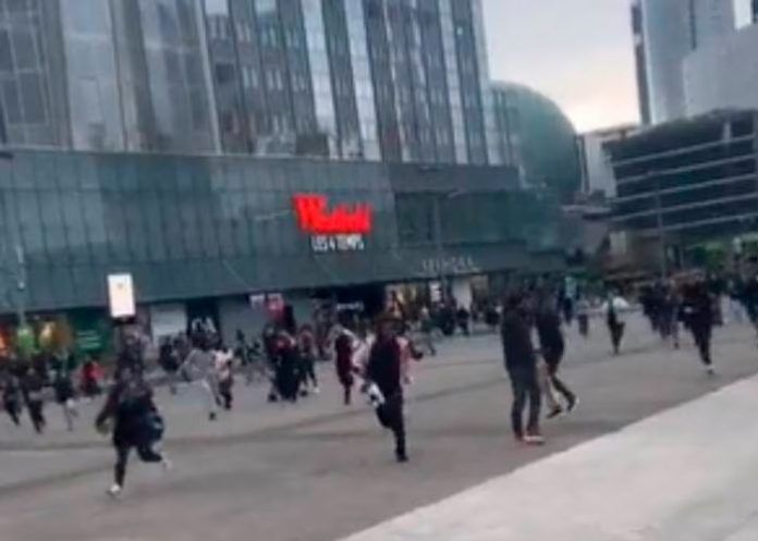 Pánico en un centro comercial en París tras confundir un suicidio con tiroteo
