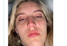 «Muerto» Estaban mirando TikTok y llegó un mensaje que destruyó la relación Le llegó un mensaje que destruyó la relación