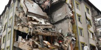 Türkiye registra a 44 mil 218 muertos tras los terremotos