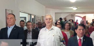 Foto: Celebración del Día de la Dignidad desde la Embajada de Venezuela / TN8