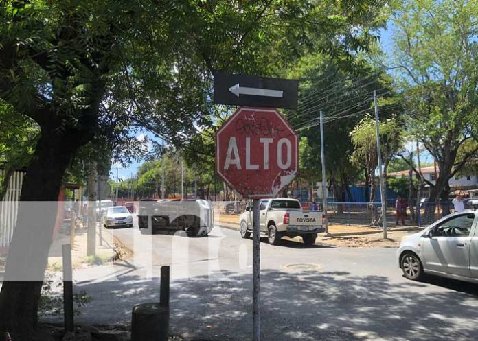 vuel-2 Foto: Vuelco de camioneta en Managua / TN8