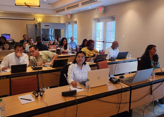 1 INPESCA participa en taller regional para los trasbordos