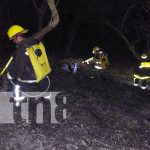 Foto: Quema de basura provoca incendio de maleza en un barrio de Somoto, en Madriz / TN8