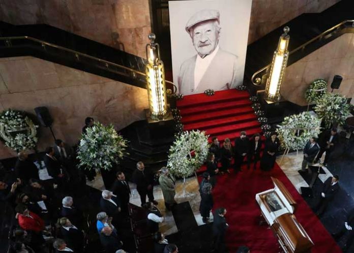 Famoso actor, Ignacio López, recibió homenaje en México