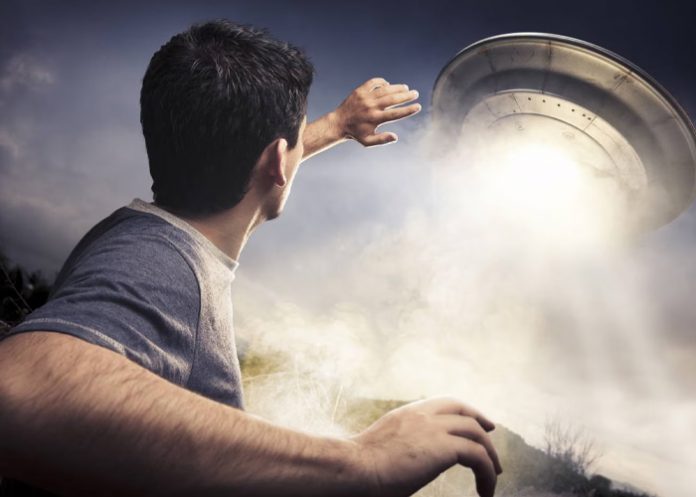 Los extraterrestres invadirán la Tierra en 10 días asegura 'Viajero del tiempo'