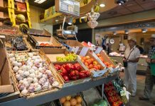 El precio de los alimentos se dispara y bate récord en España