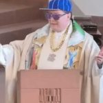 Video: Cura “lanza” sermón al mero “estilo de Snoop Dogg” Video: Cura “lanza” sermón al mero “estilo de Snoop Dogg”