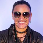 De Crespo a rubio: Elvis estrena nuevo look en su Instagram De Crespo a rubio: Elvis estrena nuevo look en su Instagram