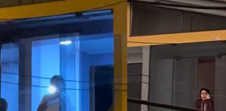 Denuncia en redes que lleva seis años aguantando el acoso de su vecina