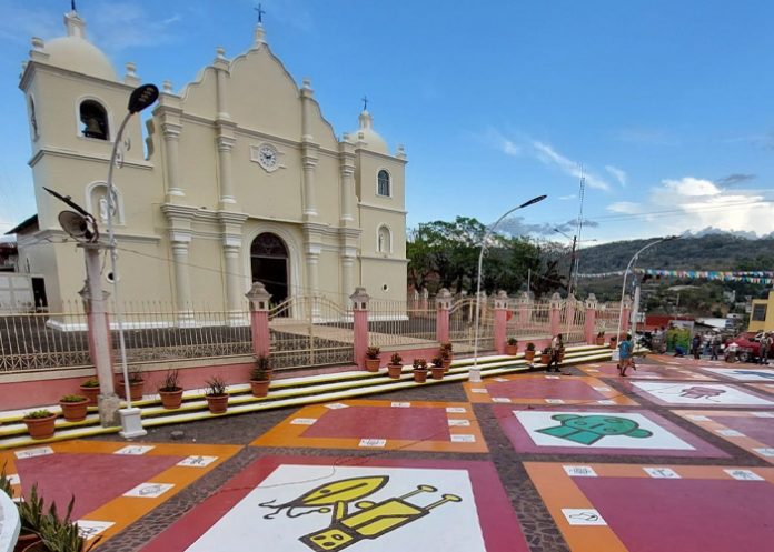 1 Realizan remodelación de la Plaza Paseo Tovar en Boaco
