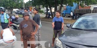 Anciano impactado por vehículo en el sector de la Rotonda La Virgen, Managua