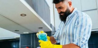 Abren canal de Youtube para hombre que no saben hacer oficios del hogar