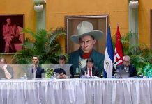 Exposiciones en el Foro “20 Años de la invasión de los Estados Unidos contra Irak” Exposiciones en el Foro “20 Años de la invasión de los Estados Unidos contra Irak”