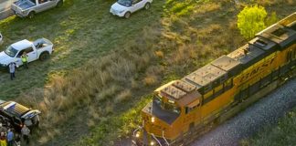 Dos personas muertas fueron encontradas en grupo de migrantes en Texas